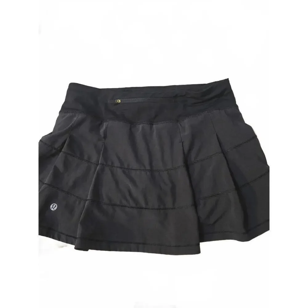 Lululemon Women's Black Athletic Shorts Size 6 Regular